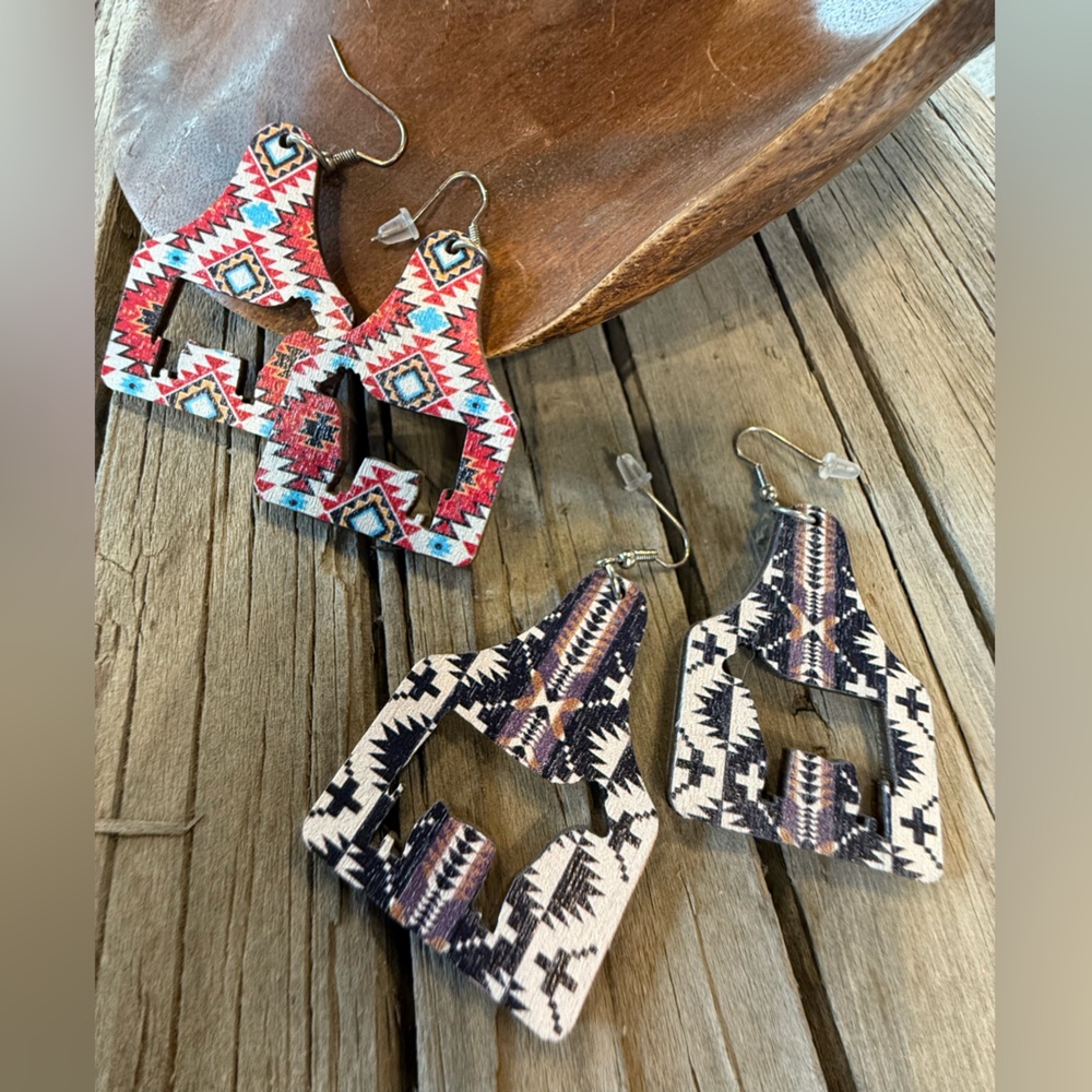 Western Cow Tag Wooden Earrings NWOT